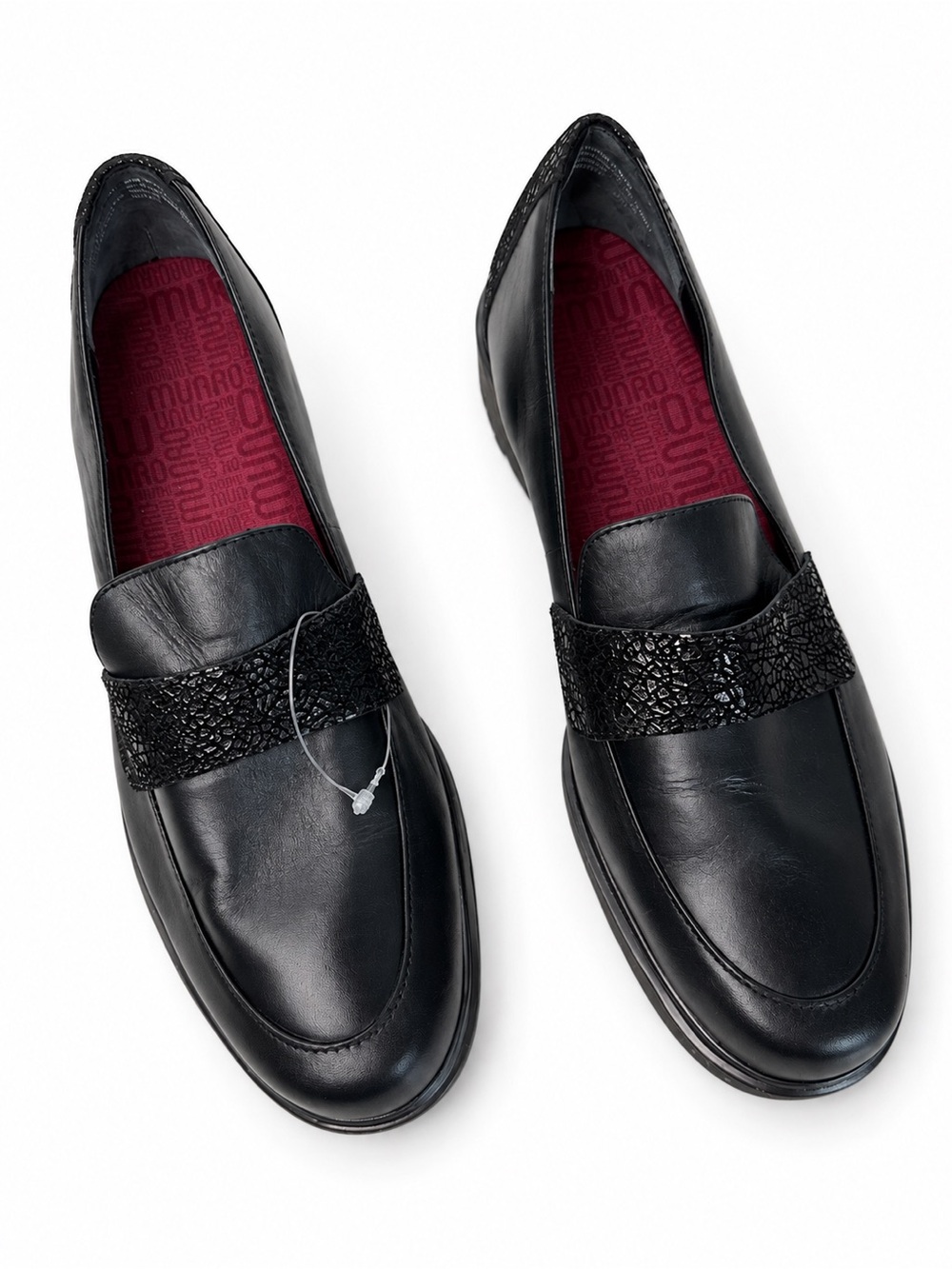 NWOT Munro Geena Black Leather Loafers Lug Sole Shoes 7.5M